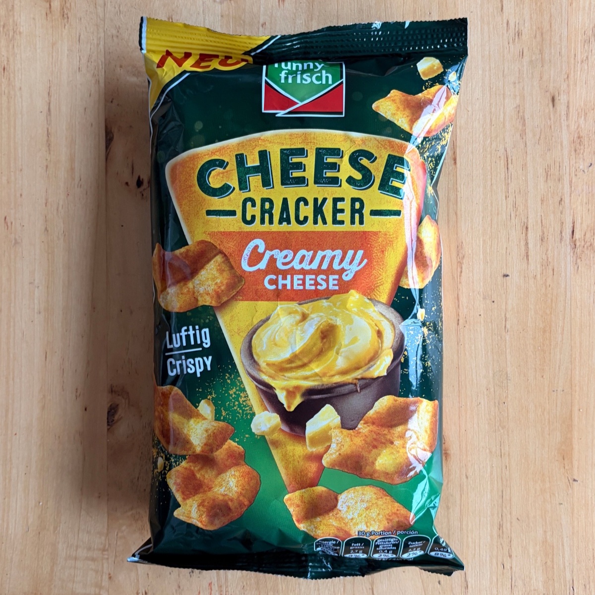 Cheese Cracker Creamy Cheese von funny-frisch